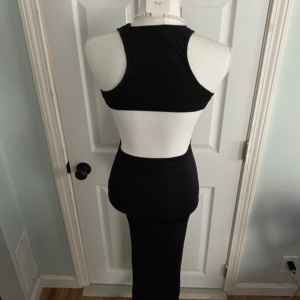 Sexy flawless black cut out one arm summer/ spring . Brand new!! - Picture 4 of 5